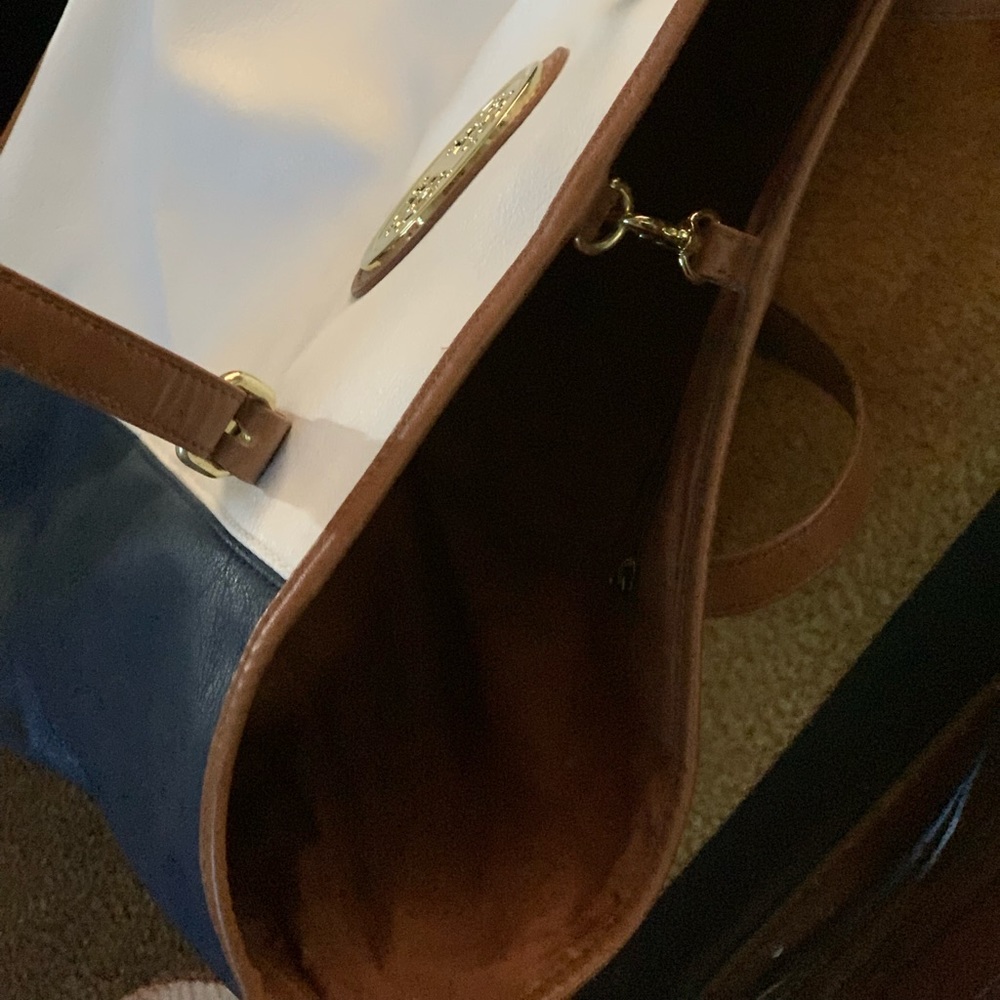 Handbag - Picture 4 of 5